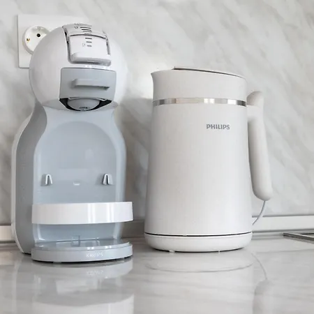 Light One Bed Flat Next To The Lift