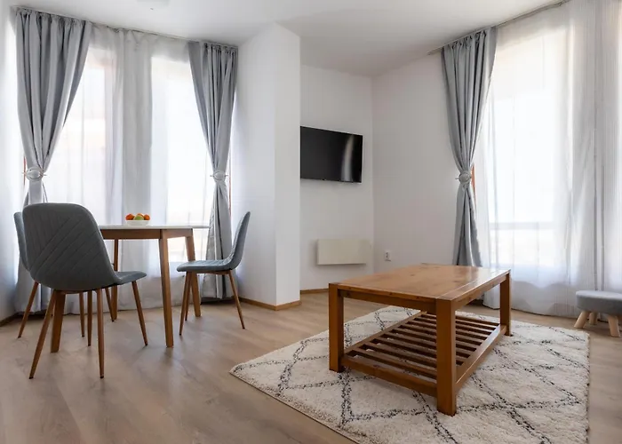 Light One Bed Flat Next To The Lift 公寓 *